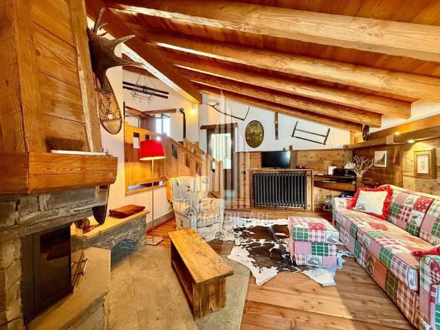 Chalet di lusso in vendita Strada Statale della Valle d'Aosta, La Thuile, Aosta, Valle d’Aosta