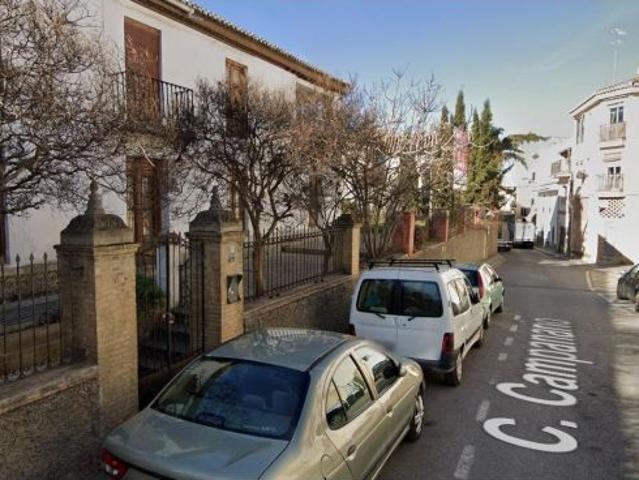 Chalet en Cajar solo autónomos o empresas