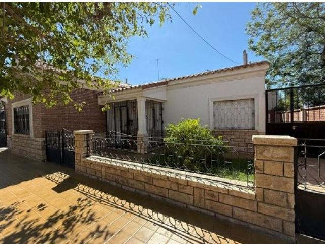 Chalet En Alquiler. 3 Habitaciones, 2 Baños. Pocito. Mls#420981152 82