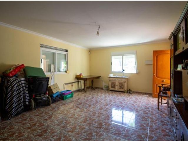 CHALET EN ALQUILER DE LARGA DURACIÓN EN LAS AFUERAS DE L’OLLERIA