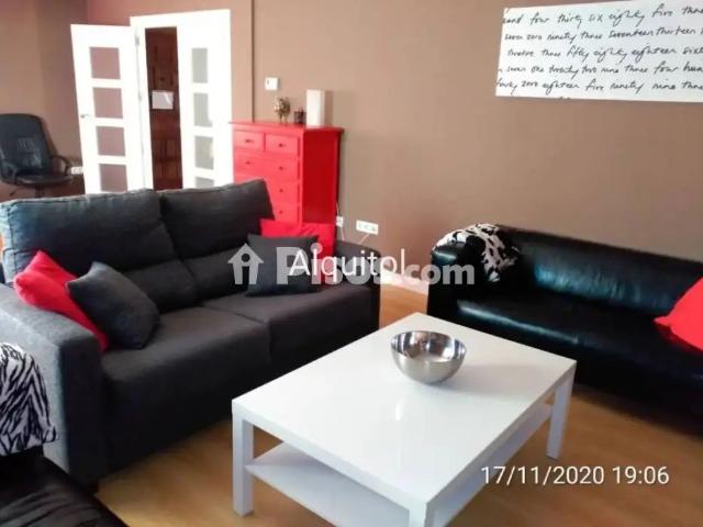 Chalet en alquiler en Cobisa