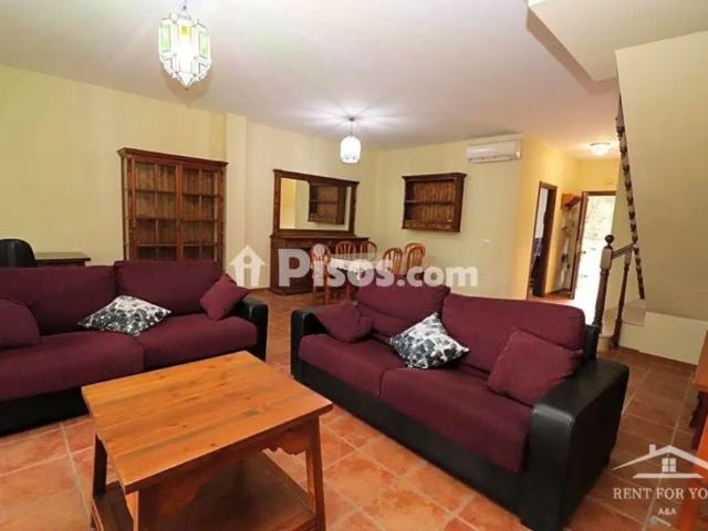 Chalet en alquiler en Coín