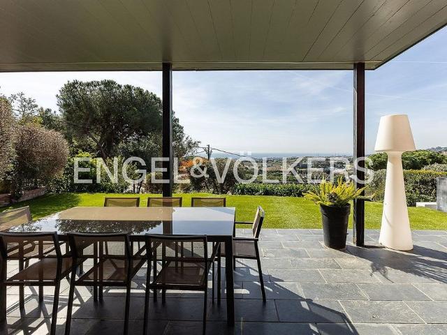Chalet en alquiler en Cabrils, de 468 m² 6 habitaciones por 8.000