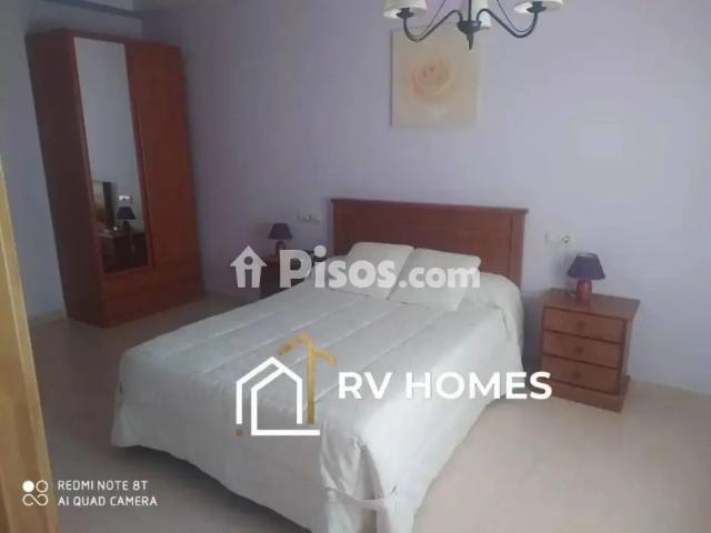 Chalet en alquiler en Cáceres Capital