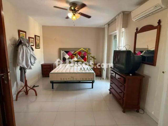 Chalet en alquiler en Caleta de Velez