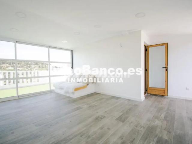 Chalet en alquiler en Calicanto