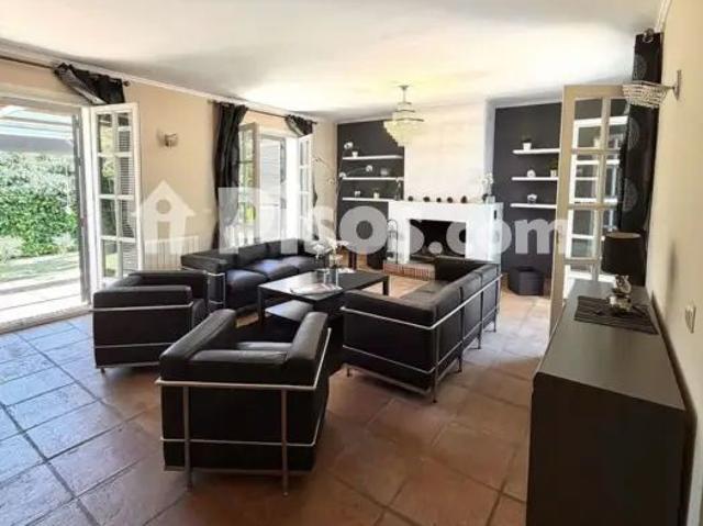 Chalet en alquiler en Calle Casares