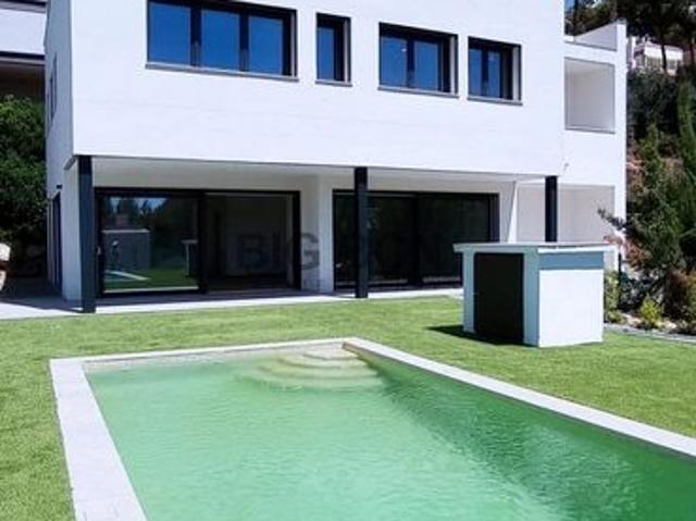 Chalet en alquiler en calle Antoni Sardà, Sitges, de 276 m² 5 habitaciones por 9.500