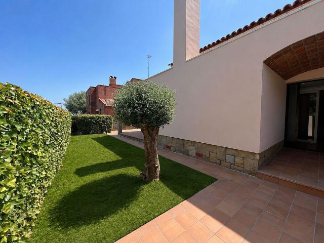 Chalet en alquiler en calle Angel Guimera, Matadepera, de 365 m² 5 habitaciones por 3.300