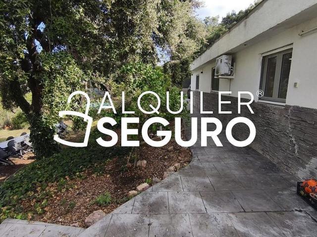 Chalet en alquiler en calle Arbrells, Castellar del Vallès, de 122 m² 3 habitaciones por 1.390