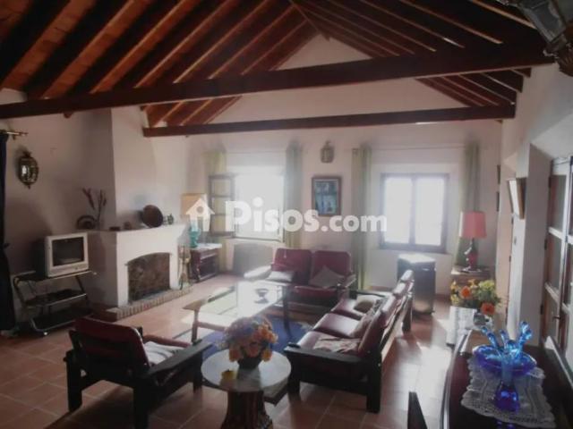Chalet en alquiler en Calle de Cataluña