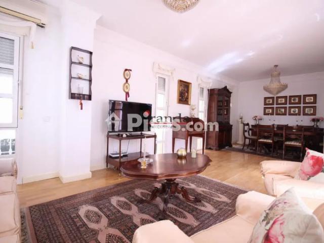 Chalet en alquiler en Calle de Gregorio Mendel, cerca de Calle de Miguel Servet