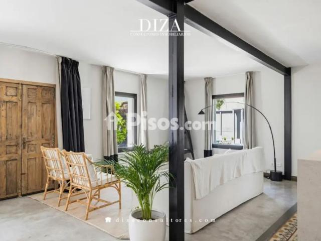 Chalet en alquiler en Calle de Fernández Caro