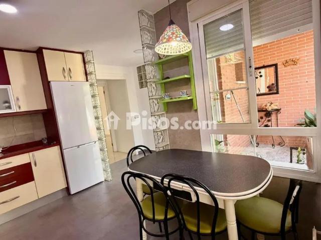 Chalet en alquiler en Calle de Fuente Labrada