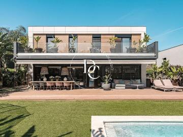 Chalet en alquiler en calle De Jacint Picas i Cardó, Sitges, de 195 m² 5 habitaciones por 10.500