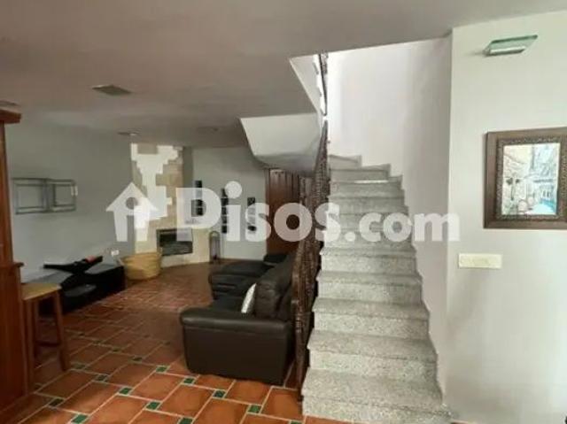 Chalet en alquiler en Calle de los Sauces, 12