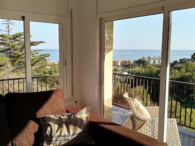Chalet en alquiler en calle De la Cova Fumada, Sitges, de 320 m² 5 habitaciones por 3.200