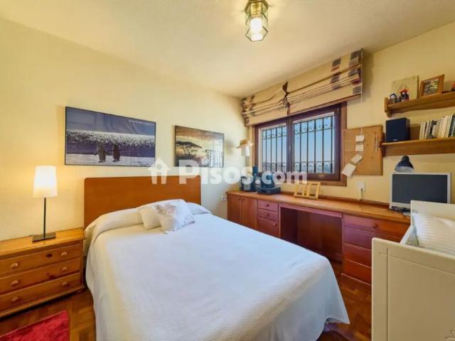 Chalet en alquiler en Calle de la Chopera
