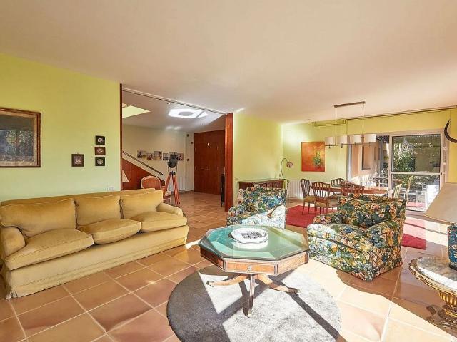 Chalet en alquiler en calle De la Cisa, Premià de Dalt, de 407 m² 5 habitaciones por 3.590