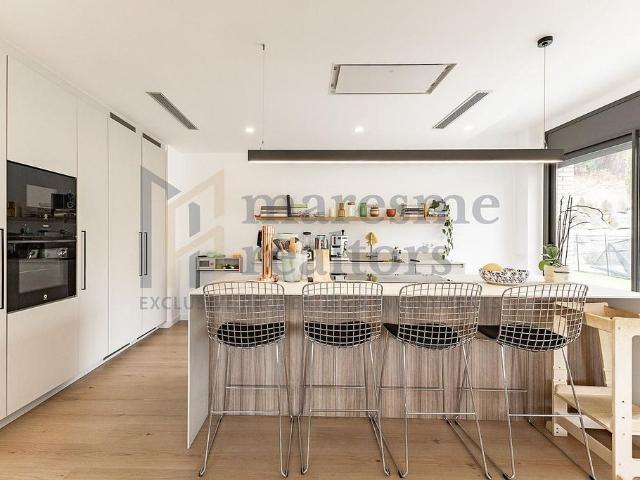 Chalet en alquiler en calle De la Vinya del Rei, Alella, de 205 m² 4 habitaciones por 4.900
