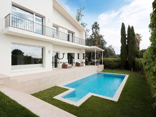 Chalet en alquiler en calle De L'abadessa Olzet, Barcelona, de 511 m² 5 habitaciones por 16.000