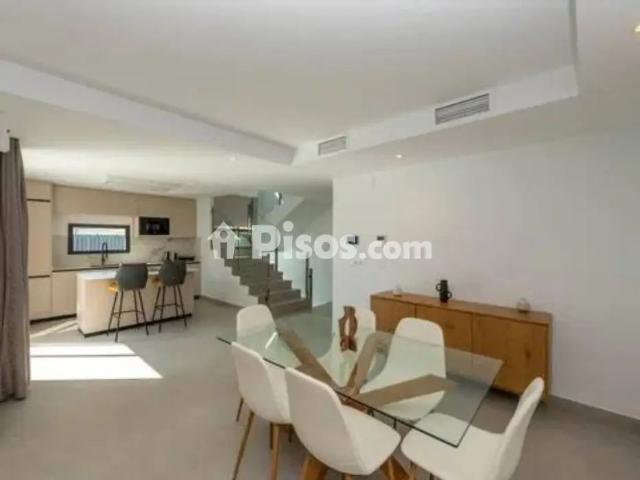 Chalet en alquiler en Calle de Menorca