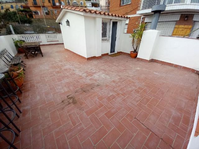 Chalet en alquiler en calle De Sant Onofre, Barcelona, de 138 m² 3 habitaciones por 1.621