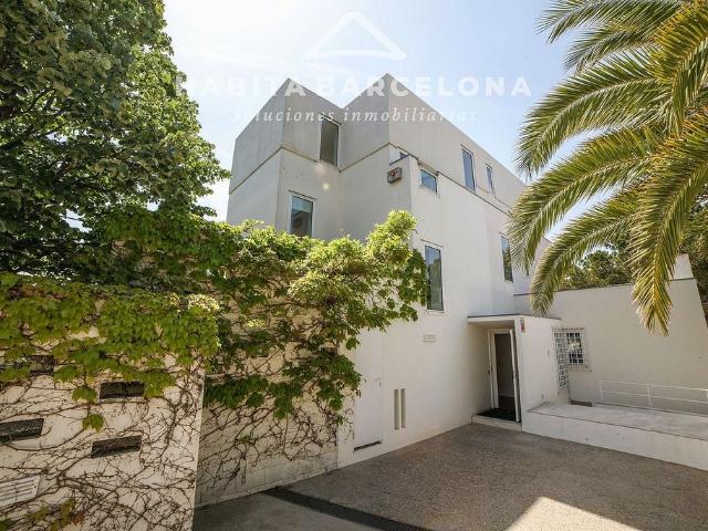 Chalet en alquiler en calle De Palafolls, Barcelona, de 392 m² 5 habitaciones por 8.750
