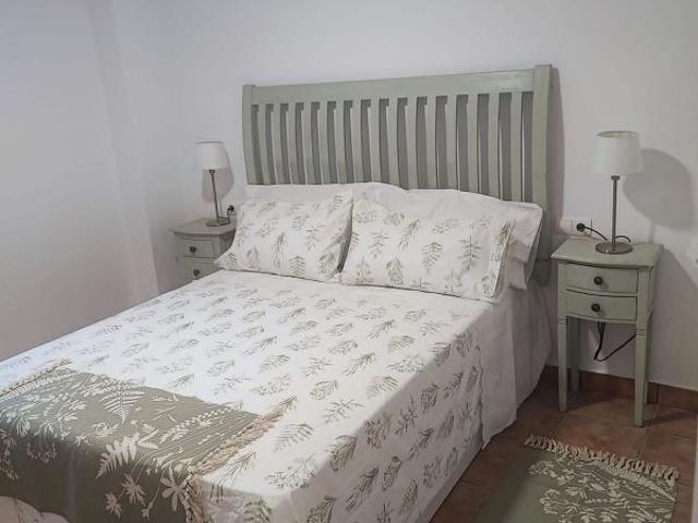 Chalet en alquiler en calle Del Pontó, Ascó, de 450 m² 7 habitaciones por 1.707
