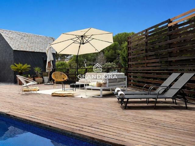 Chalet en alquiler en calle Duran i Bas, Alella, de 430 m² 4 habitaciones por 6.000
