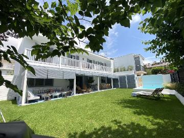 Chalet en alquiler en calle Escultor Pere Jou, Sitges, de 180 m² 4 habitaciones por 5.400