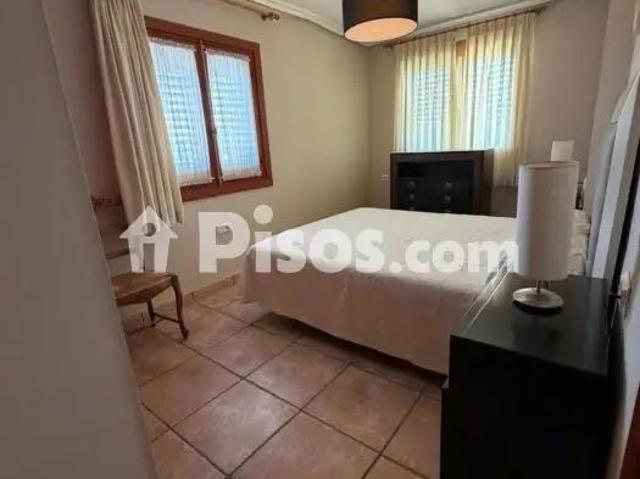 Chalet en alquiler en Calle Eslida