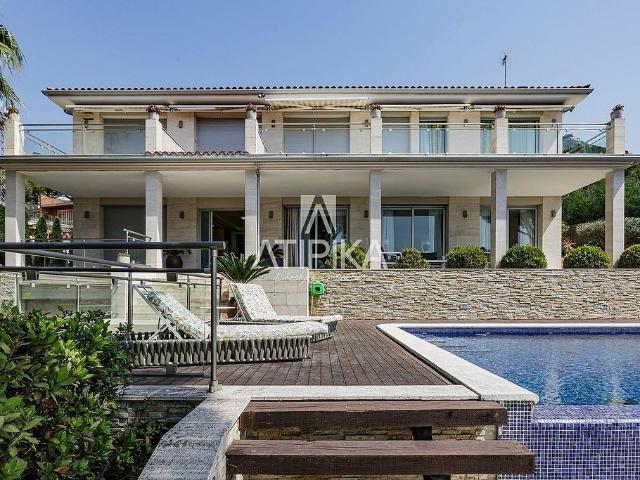 Chalet en alquiler en calle Jaume Balmes, Cabrils, de 527 m² 6 habitaciones por 12.500