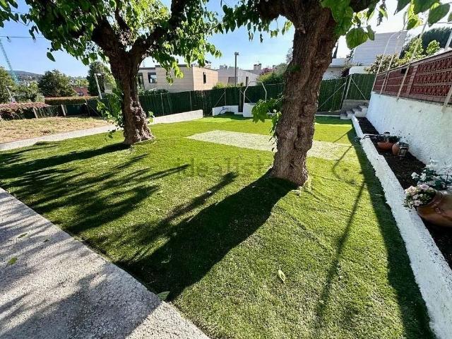 Chalet en alquiler en calle Or, Sant Cugat del Vallès, de 79 m² 3 habitaciones por 1.720