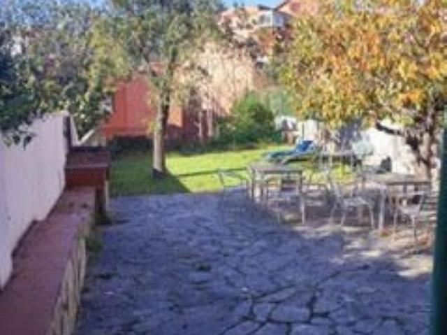Chalet en alquiler en calle Montserrat de Casanovas, Barcelona, de 140 m² 4 habitaciones por 2.500