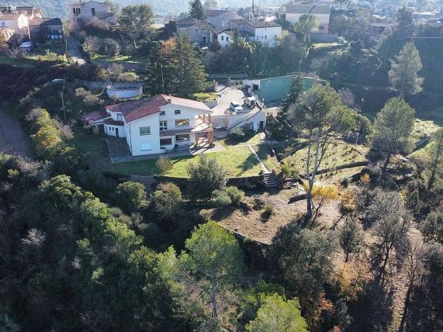 Chalet en alquiler en calle Masia Can Francitorra, Sant Salvador de Guardiola, de 380 m² 6 habitaciones por 1.800