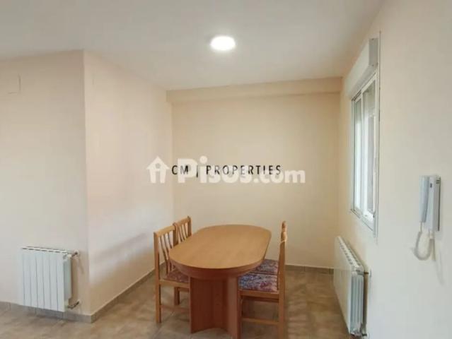 Chalet en alquiler en Calle N 1