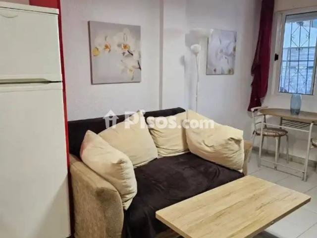 Chalet en alquiler en Calle Neptuno