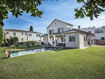 Chalet en alquiler en calle Soler i Cartró, Sitges, de 165 m² 4 habitaciones por 6.000