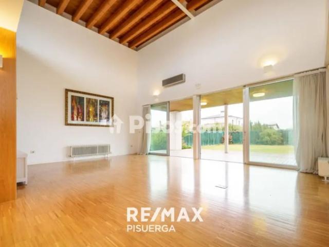 Chalet en alquiler en Calle Portugal, 25