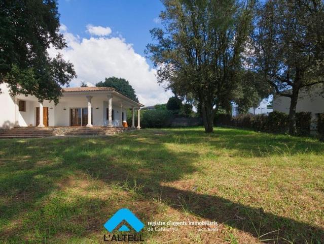 Chalet en alquiler en calle Pau Casals, Ametlla del Vallès, l´, de 217 m² 3 habitaciones por 1.700