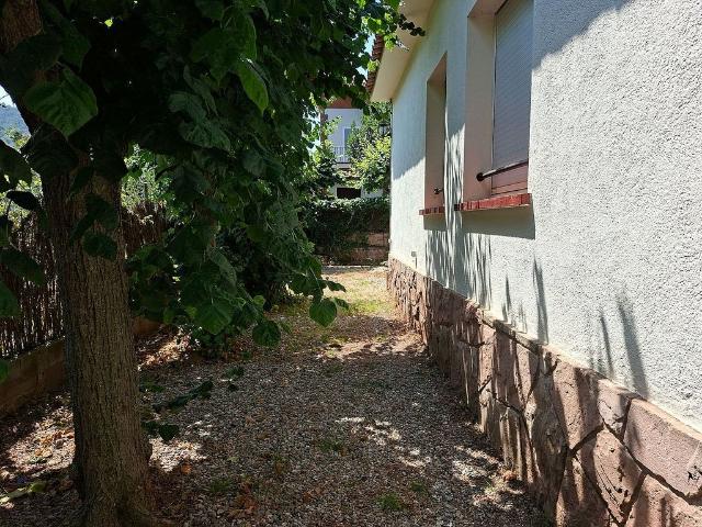 Chalet en alquiler en calle Ramon Mestre, Figaró Montmany, de 92 m² 3 habitaciones por 1.300