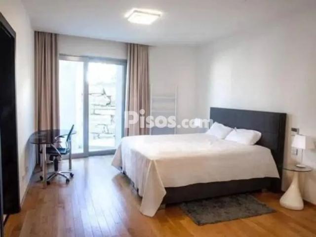 Chalet en alquiler en Calle Verdi