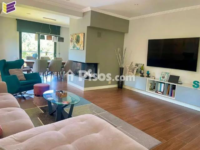 Chalet en alquiler en Calle Vilaza