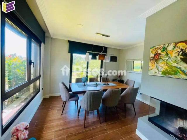 Chalet en alquiler en Calle Vilaza