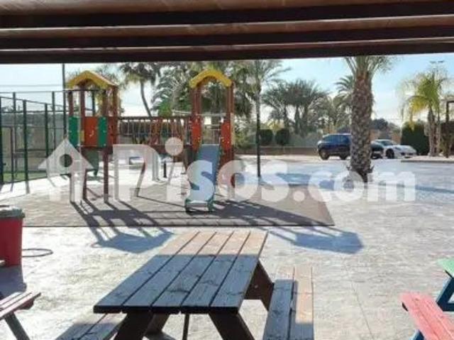 Chalet en alquiler en Campo de Futbol