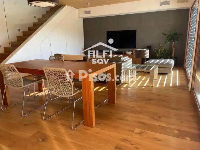 Chalet en alquiler en Can Llobateres