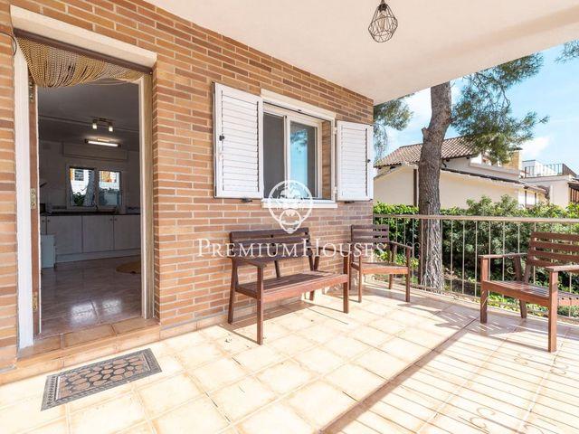 Chalet en alquiler en Canyelles, Barcelona