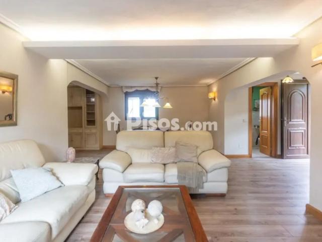 Chalet en alquiler en Carretera de Villaviciosa, 48