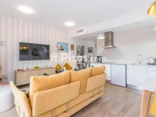 Chalet en alquiler en Carrer de Xipre